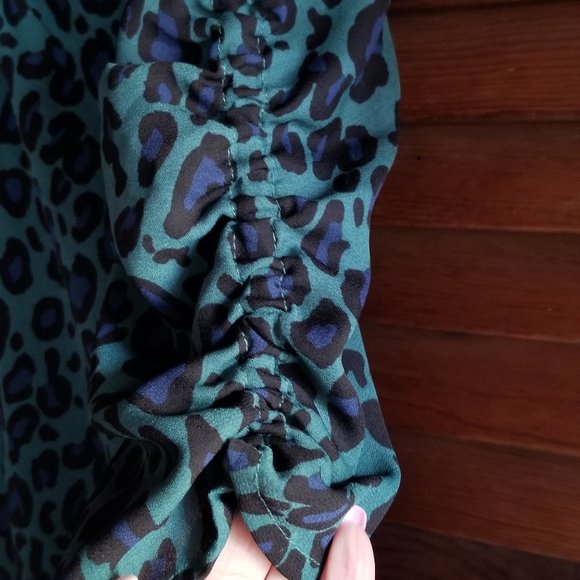 Ophelia Roe S leopard print tunic - Picture 2 of 3